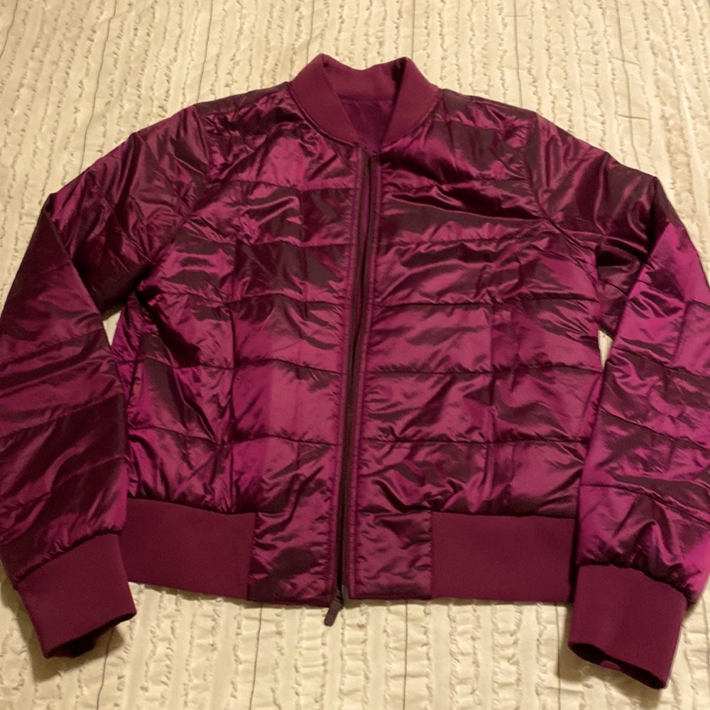 LULULEMON Non-Stop Bomber SZ 8 reversible